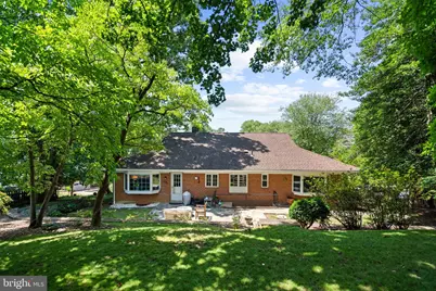 5201 Brookeway Drive, Bethesda, MD 20816 - Photo 2