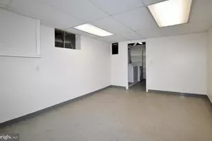 7024 Richard Dr, Bethesda, MD 20817 - Photo 30