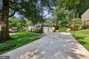 10500 Tyler Terrace, Potomac, MD 20854 - Photo 4