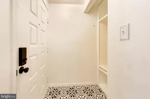 13117 Wonderland Way, Germantown, MD 20874 - Photo 6