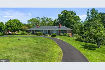 18015 Muncaster Road, Rockville, MD 20855 - Photo 4
