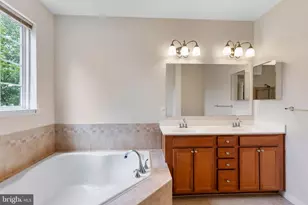 23209 Observation Dr, Clarksburg, MD 20871 - Photo 24