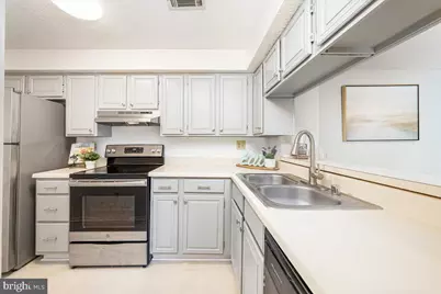 26000 Brigadier Place #J, Damascus, MD 20872 - Photo 10