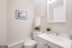 19242 Wheatfield Terrace, Gaithersburg, MD 20879 - Photo 32