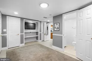 12220 Centerhill St, Silver Spring, MD 20902 - Photo 34