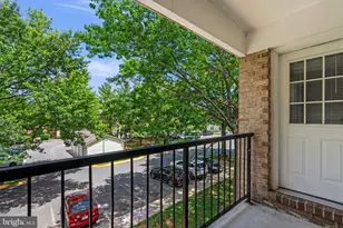 18322 Streamside Dr, Gaithersburg, MD 20879 - Photo 24