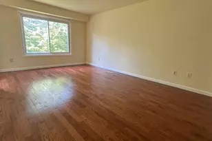 19088 McFarlin Dr, Germantown, MD 20874 - Photo 4