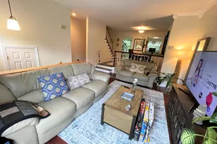 5 Martins Square Ln, Rockville, MD 20850 - Photo 6