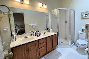 5 Martins Square Ln, Rockville, MD 20850 - Photo 32