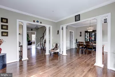 13724 Valley Oak Circle, Rockville, MD 20850 - Photo 8