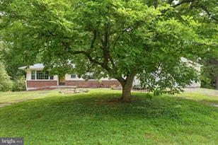 9631 Hawick Ln, Kensington, MD 20895 - Photo 4