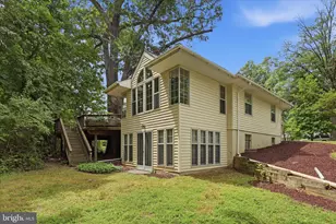 9631 Hawick Ln, Kensington, MD 20895 - Photo 6