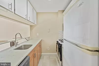 11801 Rockville Pike #207, Rockville, MD 20852 - Photo 6