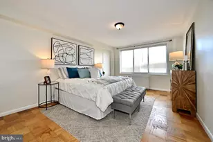 10201 Grosvenor Pl, Rockville, MD 20852 - Photo 22