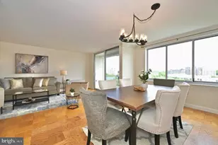 10201 Grosvenor Pl, Rockville, MD 20852 - Photo 12