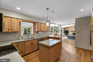 20646 Hazelnut Ct, Germantown, MD 20874 - Photo 14