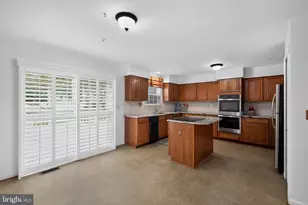 10 Augustine Ct, Gaithersburg, MD 20879 - Photo 10