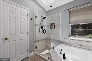 10 Augustine Ct, Gaithersburg, MD 20879 - Photo 22