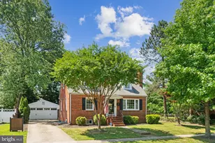 5802 Ryland Dr, Bethesda, MD 20817 - Photo 2