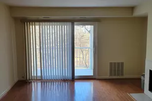 1 Pickering Ct, Germantown, MD 20874 - Photo 4