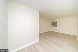 9910 Walker House Rd, Gaithersburg, MD 20886 - Photo 16
