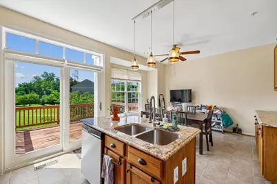 7804 Yankee Harbor Drive, Montgomery Village, MD 20886 - Photo 16
