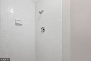 5822 Inman Park Cir, Rockville, MD 20852 - Photo 18
