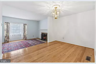 18617 Chickadee Lane, Gaithersburg, MD 20879 - Photo 6
