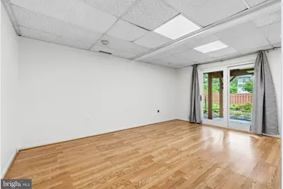 18617 Chickadee Lane, Gaithersburg, MD 20879 - Photo 22