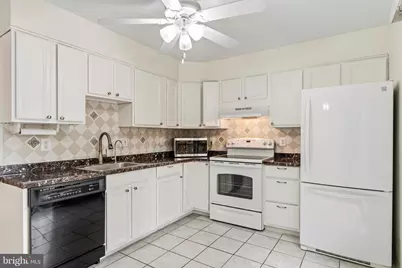 18617 Chickadee Lane, Gaithersburg, MD 20879 - Photo 10