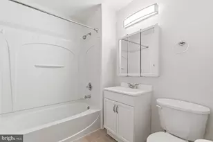 18617 Chickadee Ln, Gaithersburg, MD 20879 - Photo 20