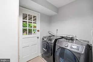 809 Woodley Dr, Rockville, MD 20850 - Photo 18