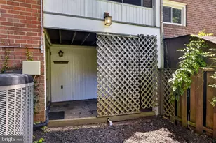 13 Guy Ct, Rockville, MD 20850 - Photo 56