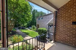 13 Guy Ct, Rockville, MD 20850 - Photo 6