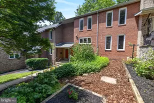 13 Guy Ct, Rockville, MD 20850 - Photo 4