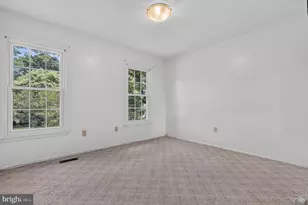 8912 N Westland Dr, Gaithersburg, MD 20877 - Photo 32
