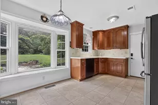 8912 N Westland Dr, Gaithersburg, MD 20877 - Photo 16