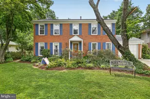 8912 N Westland Dr, Gaithersburg, MD 20877 - Photo 1
