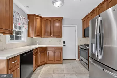8912 N Westland Drive, Gaithersburg, MD 20877 - Photo 14