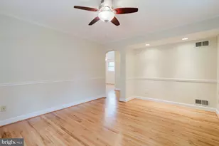 10200 Duvawn Pl, Silver Spring, MD 20902 - Photo 14