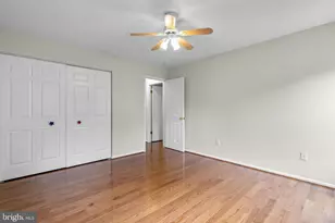 1119 Halesworth Dr, Potomac, MD 20854 - Photo 36