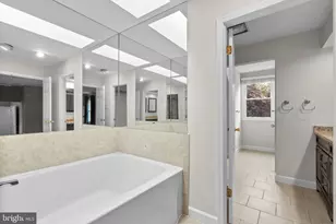 1119 Halesworth Dr, Potomac, MD 20854 - Photo 26