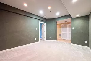 608 Pleasant Dr, Rockville, MD 20850 - Photo 86