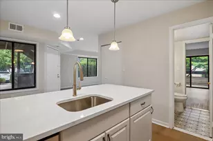10102 Hellingly Pl, Montgomery Village, MD 20886 - Photo 6