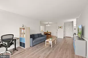 4977 Battery Ln, Bethesda, MD 20814 - Photo 8