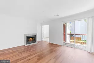 9900 Boysenberry Way, Gaithersburg, MD 20879 - Photo 2