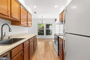 13207 Meander Cove Dr, Germantown, MD 20874 - Photo 12