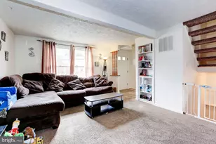 10117 Shelldrake Cir, Damascus, MD 20872 - Photo 2