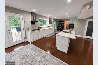 1639 Winding Waye Lane, Silver Spring, MD 20902 - Photo 2