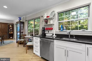 1647 Hugo Cir, Silver Spring, MD 20906 - Photo 4